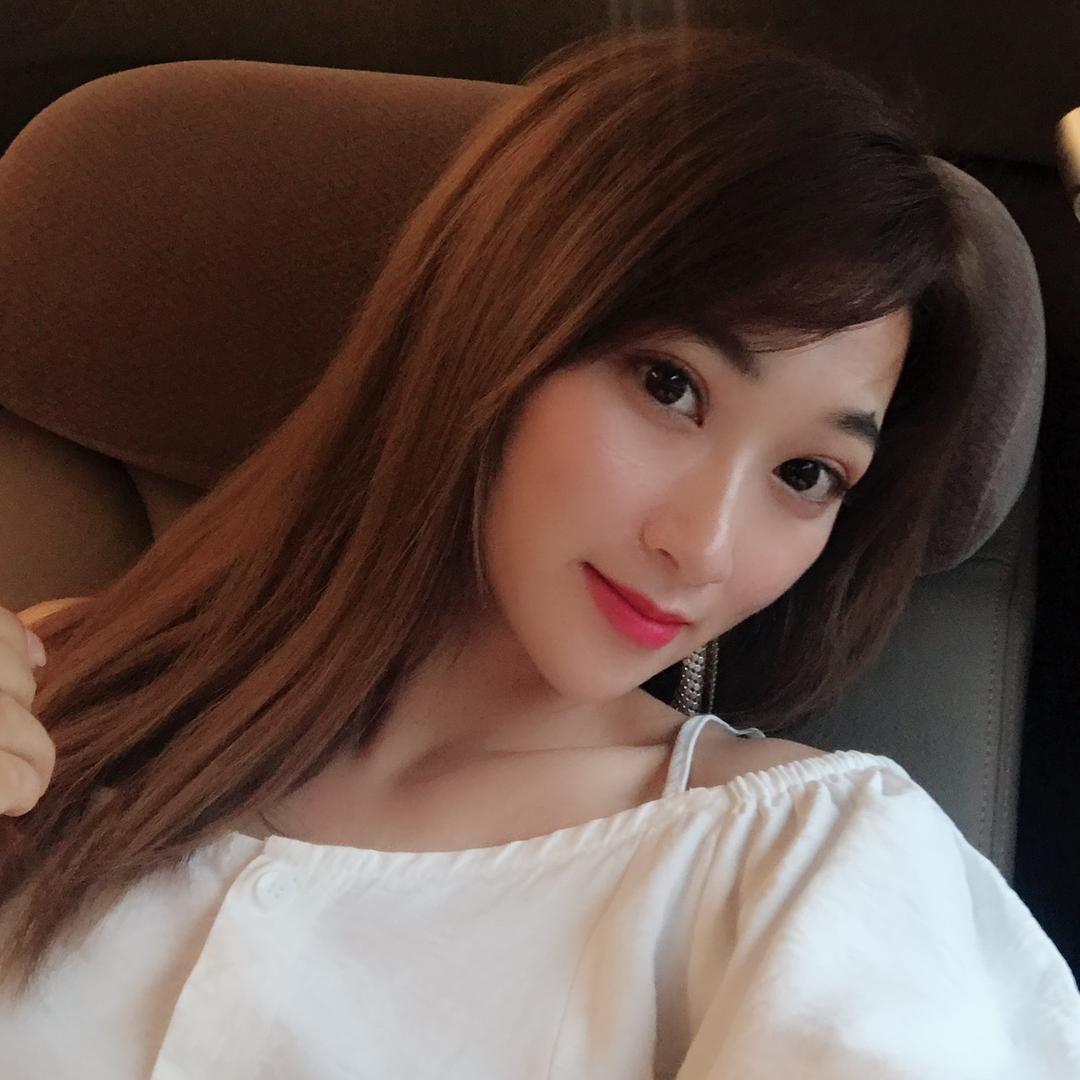 宜章蜜拉贝女装"南京洞菜市场后门斜对面"