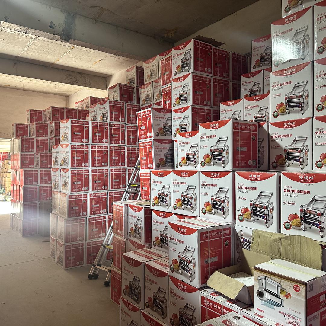 浙江俊媳妇压面机