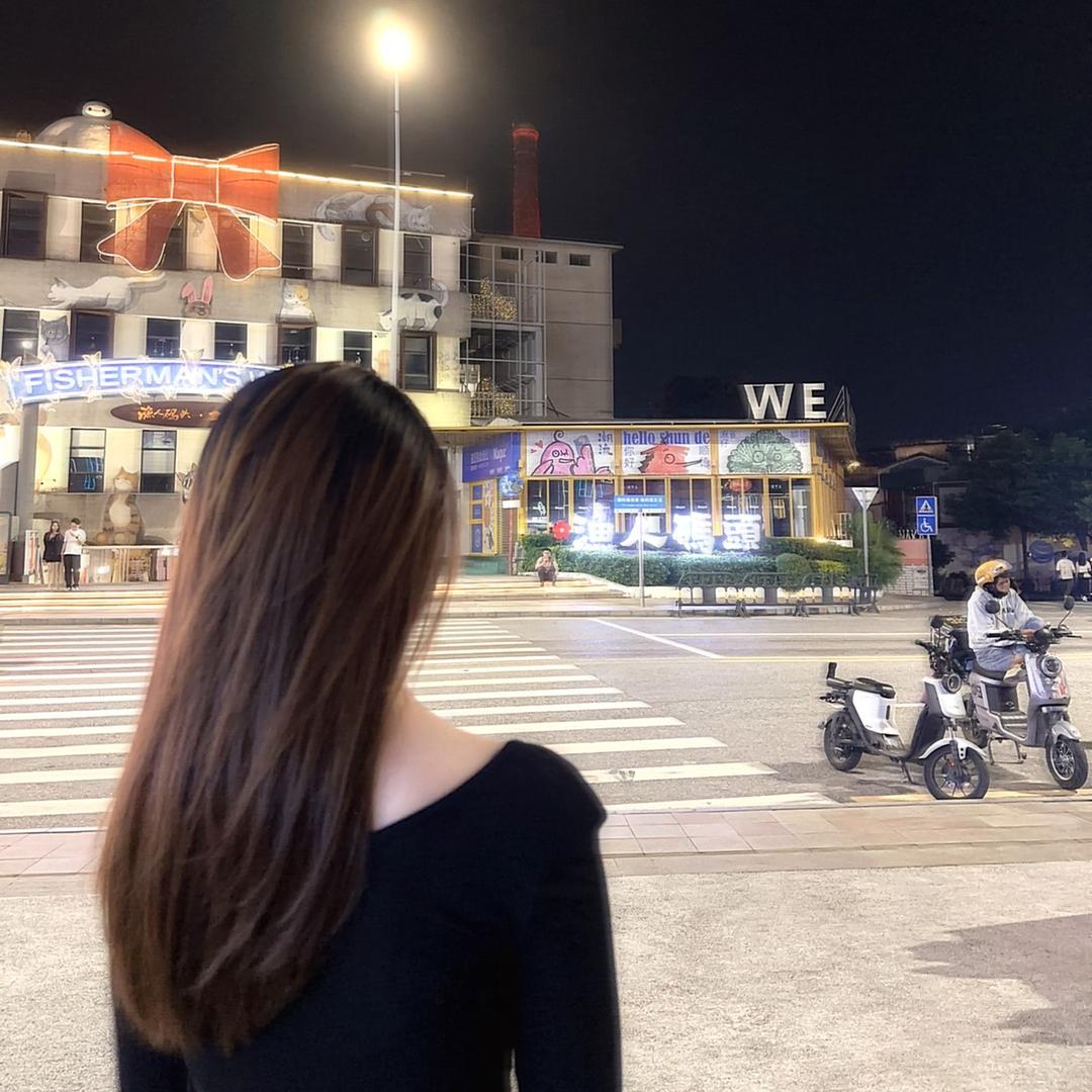 爱吃香菜的方方
