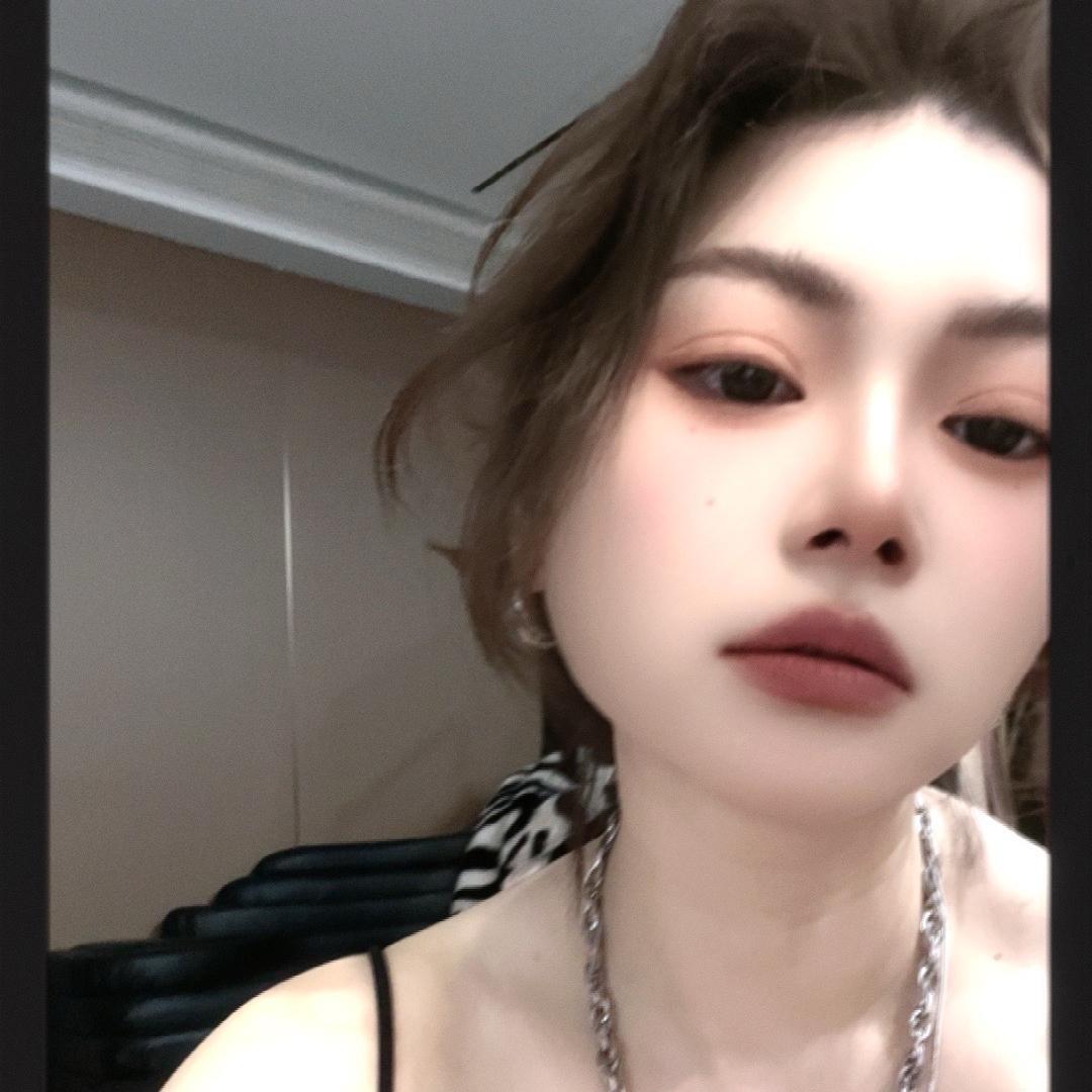 杜晓宇女装