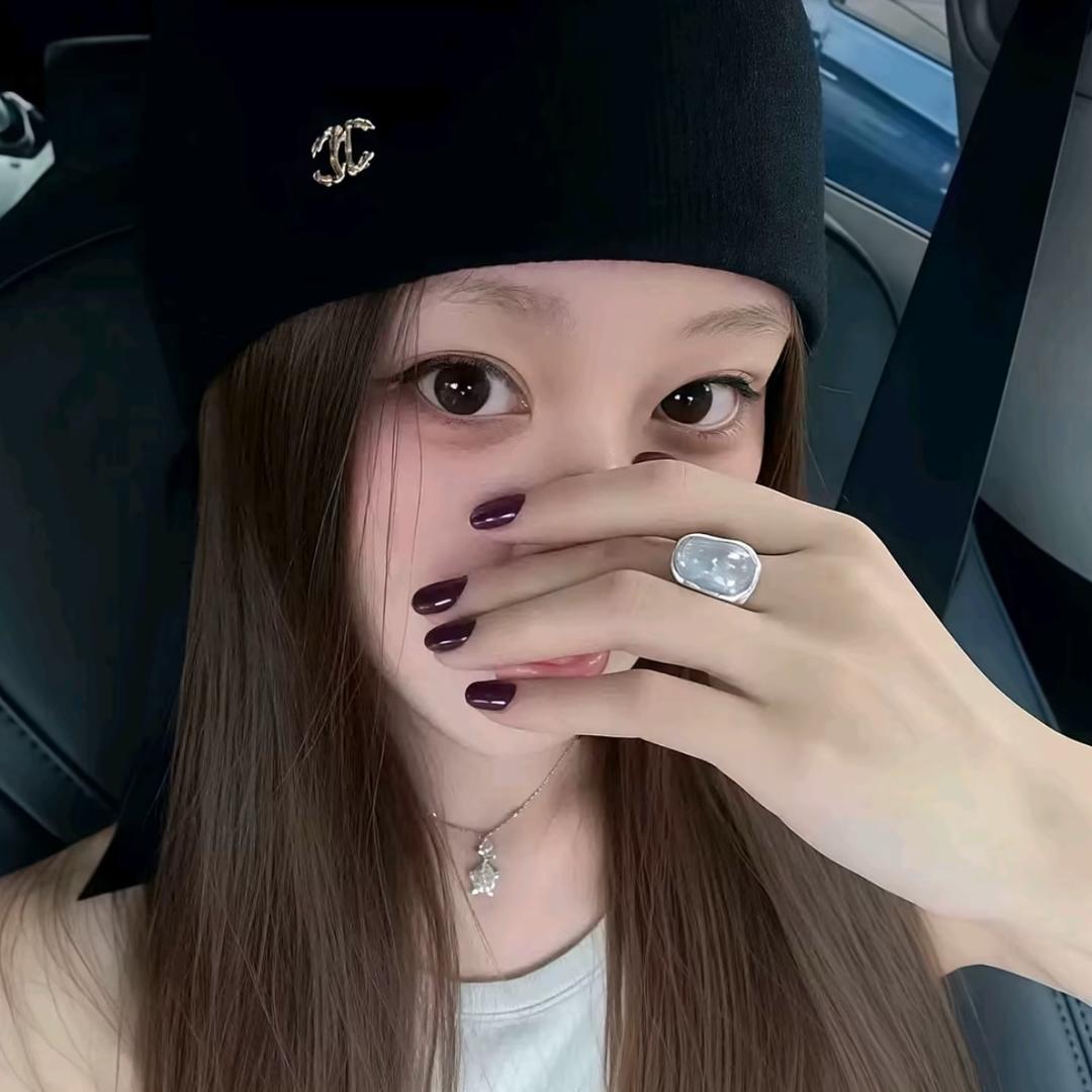 ￴￴  ￴ ￴ ￴￴￴