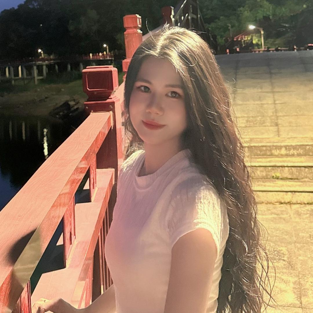 嗯.