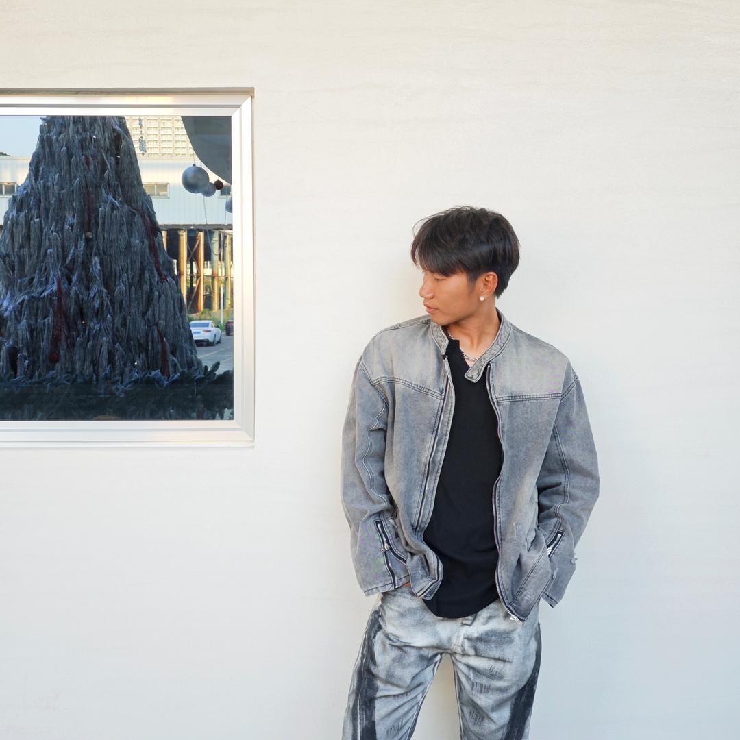 卖炮弹的小男孩