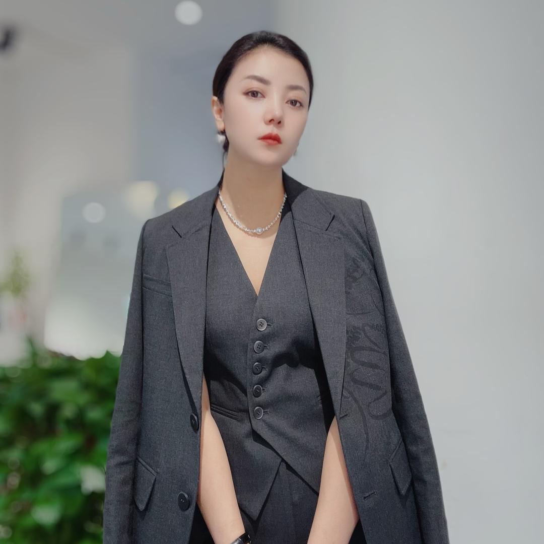 临洮勒菲女装主理人