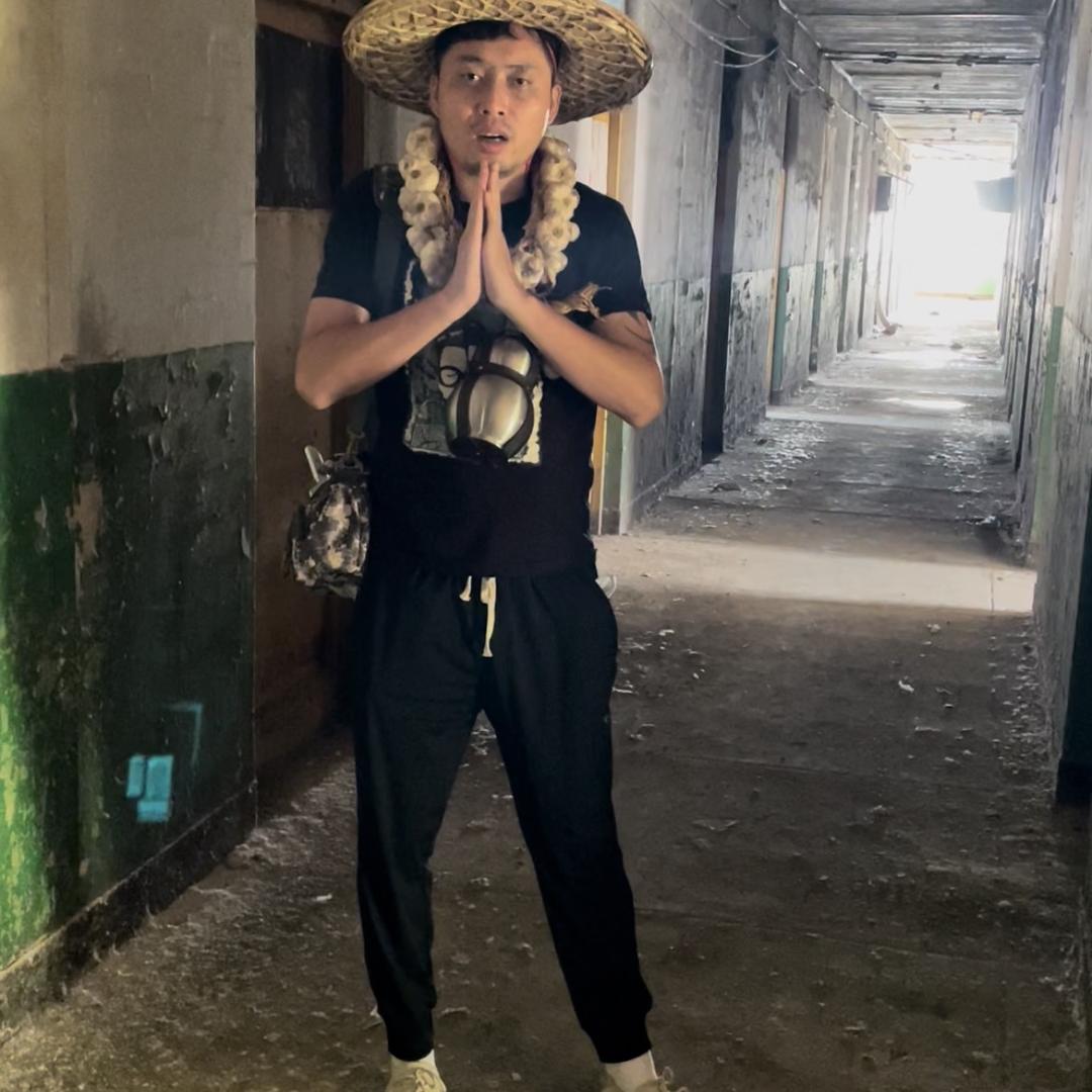 虚空（逮哪睡哪）