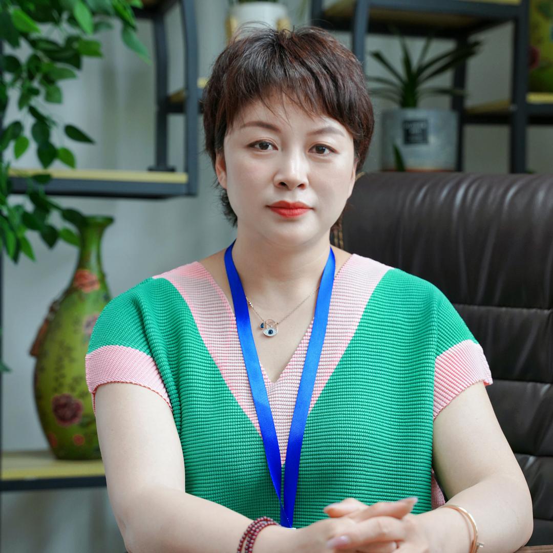 黑蚂蚁文化传媒张雪