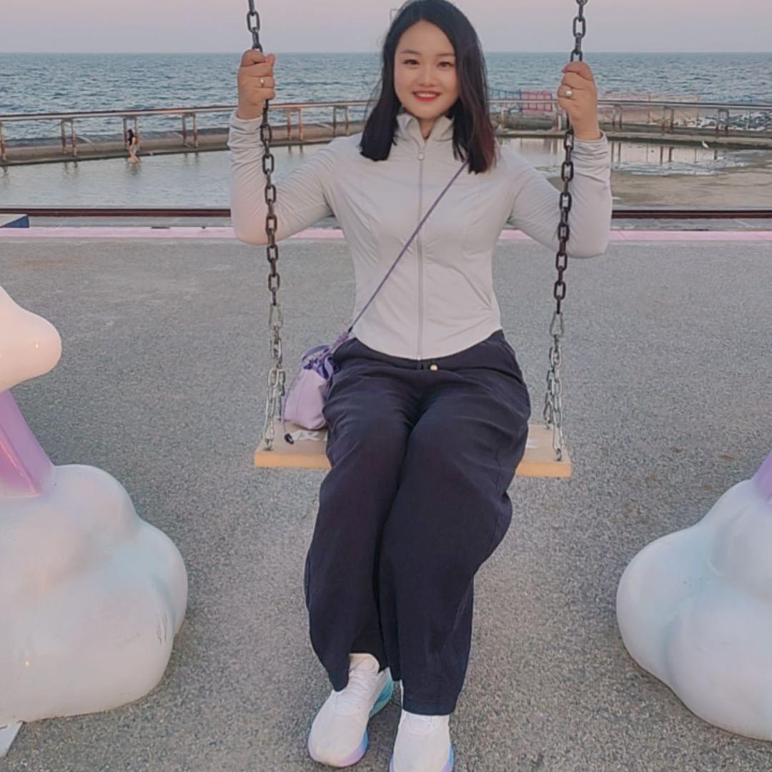 爱笑的妞子