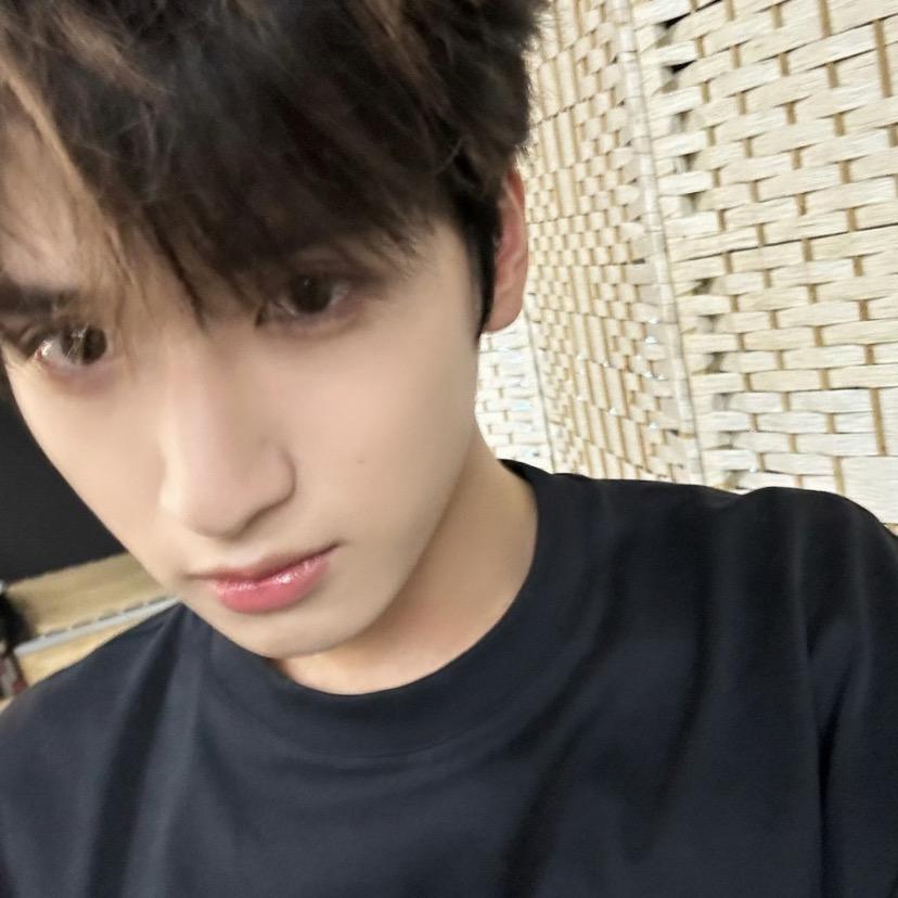 西西kK(见过tnt版)