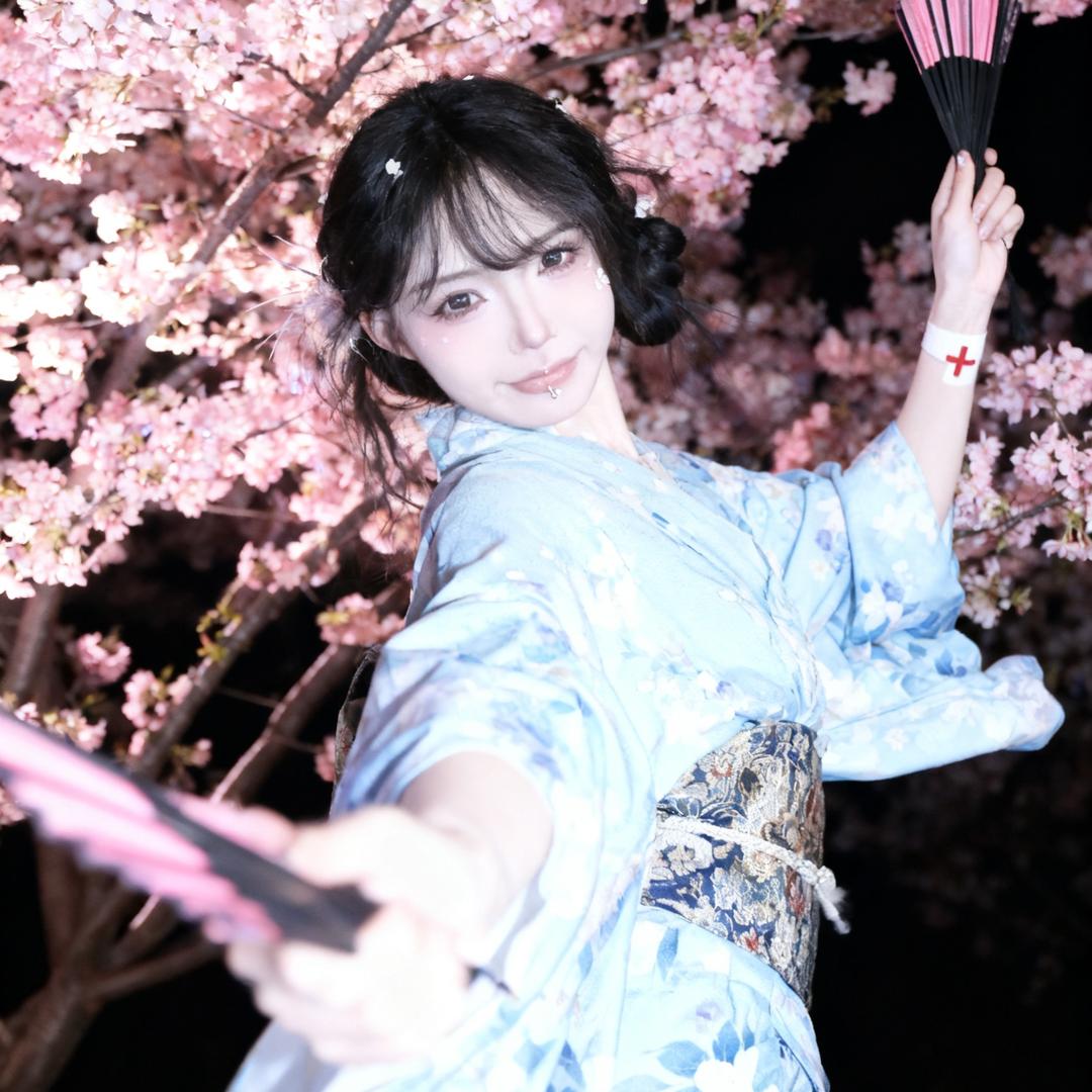 cat🐷（教化妆）