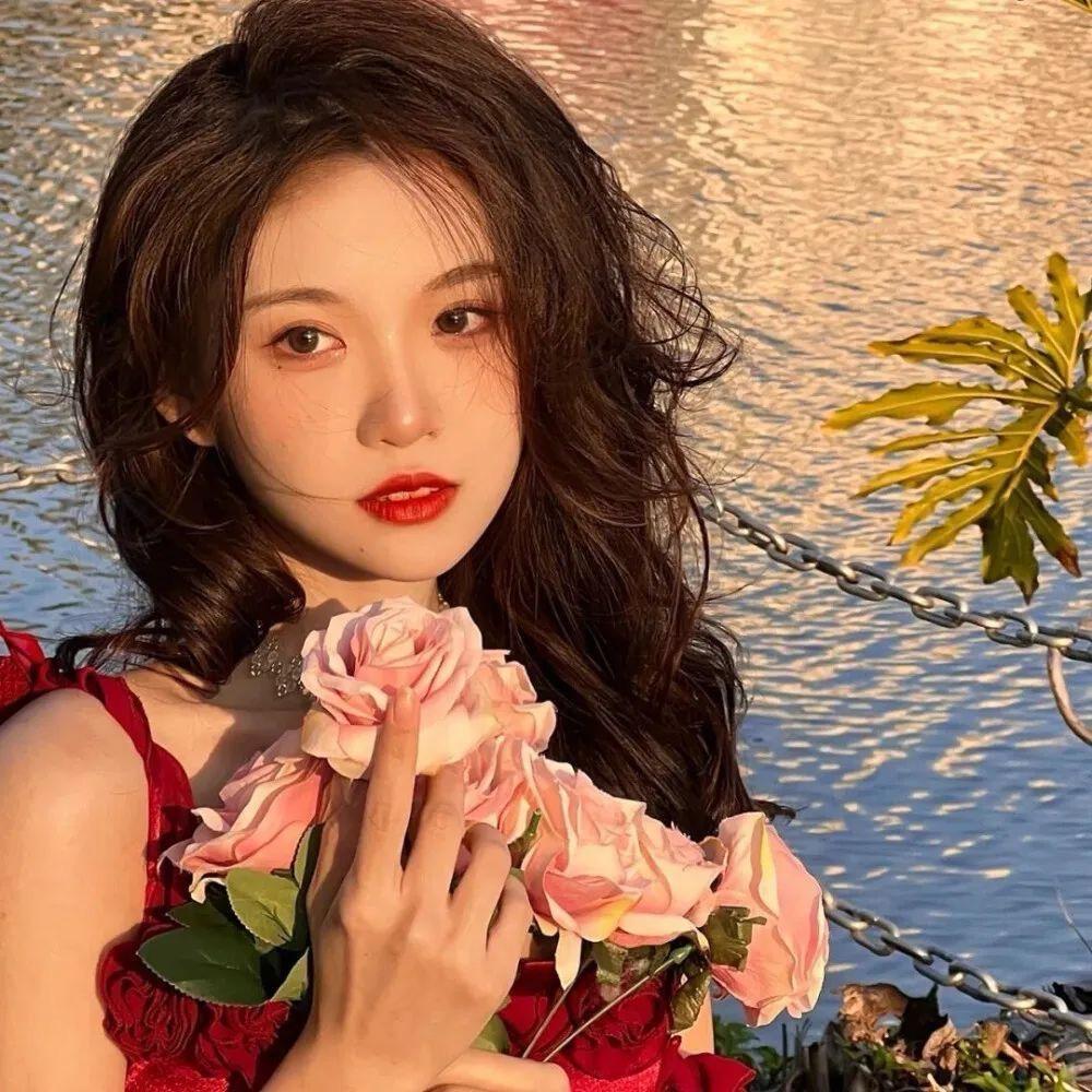 @笨蛋美美美少女