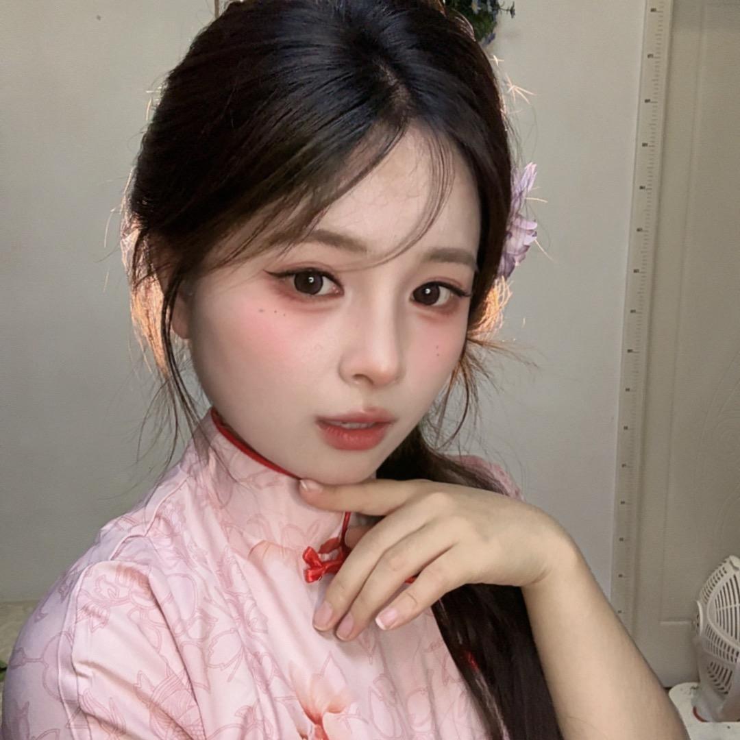 艺艺 点点心动💞