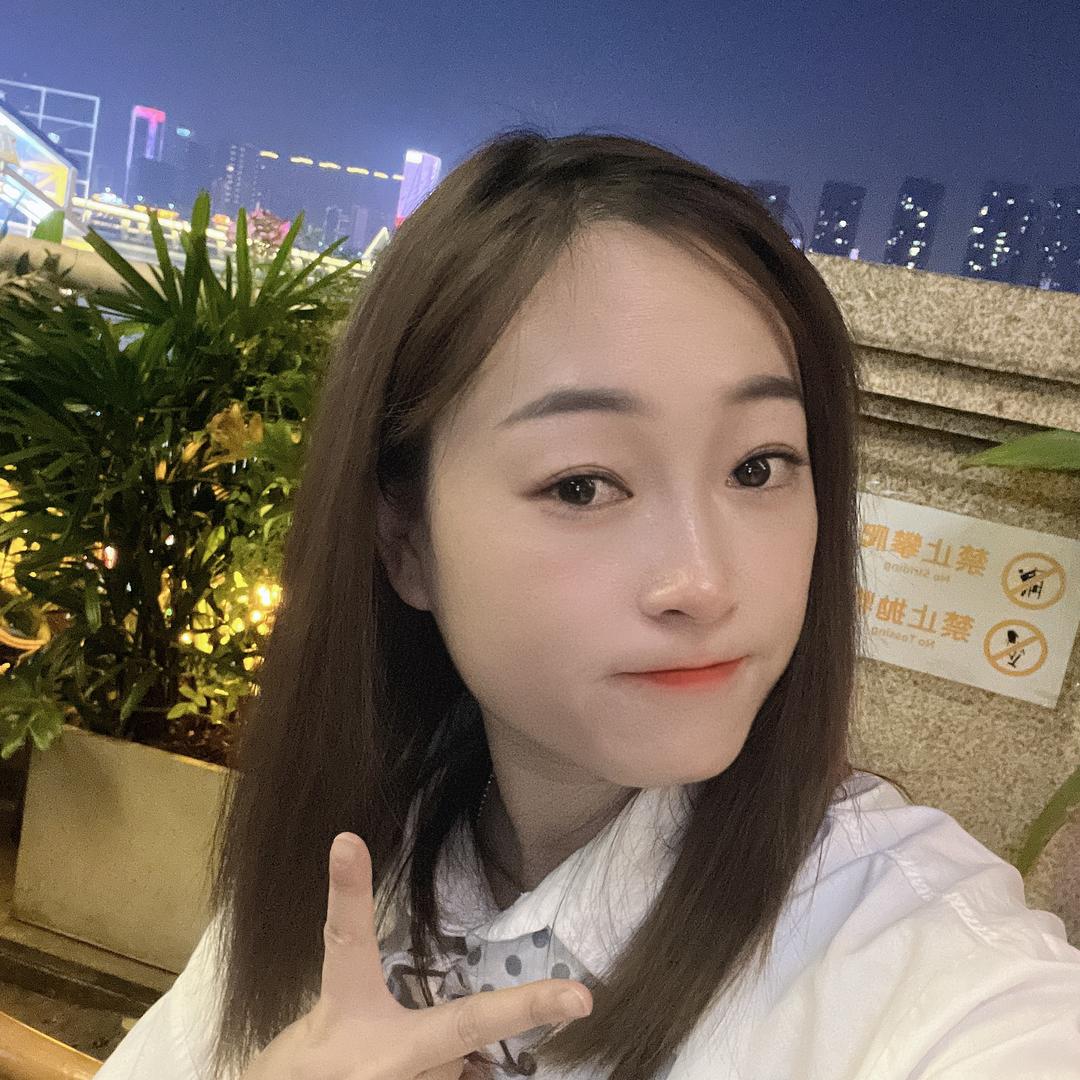 M、