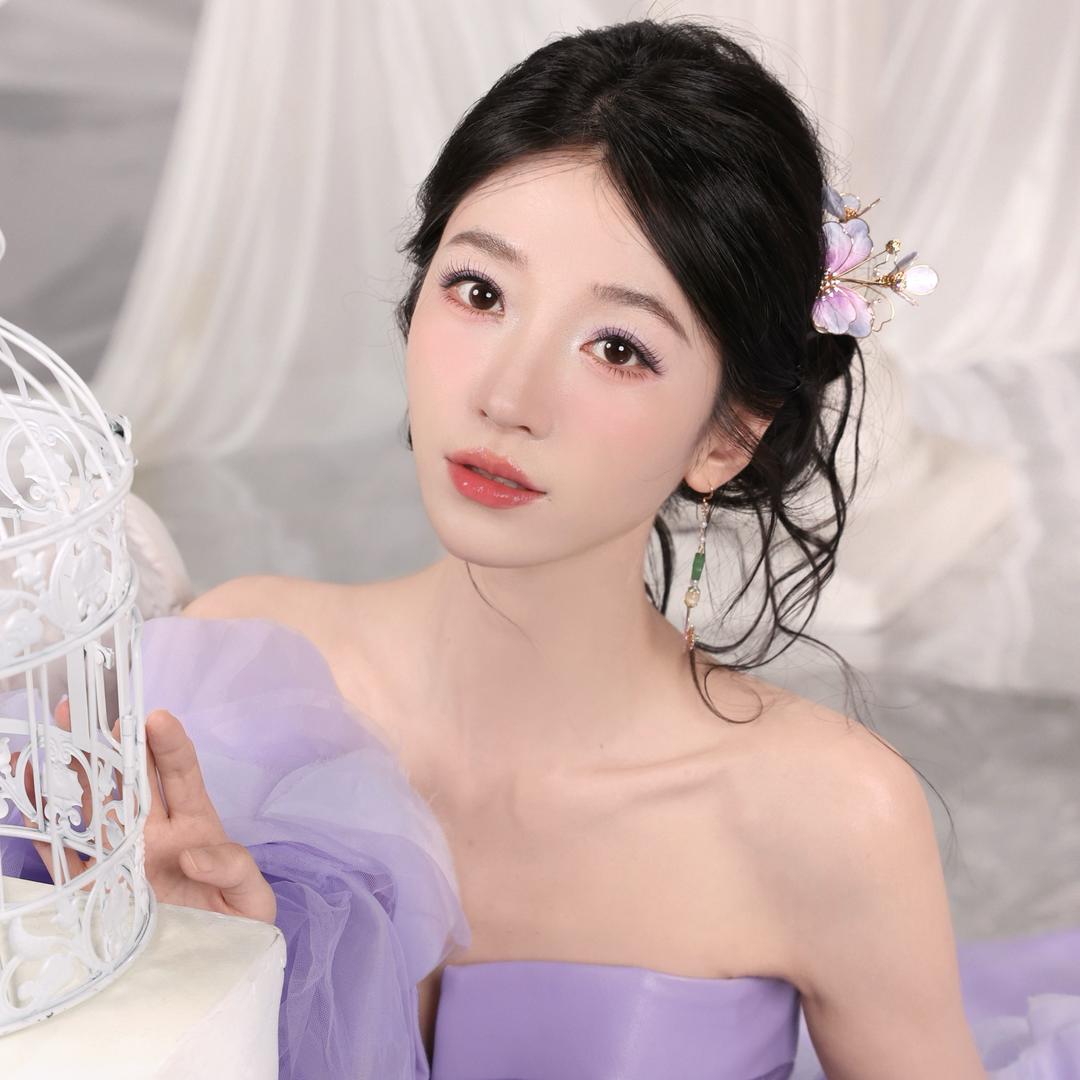 王格格啊啊