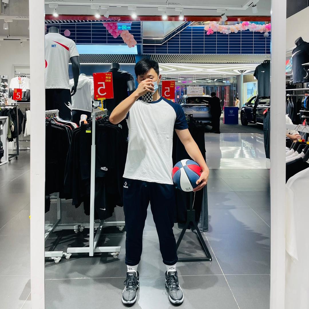 星启航篮球王教练