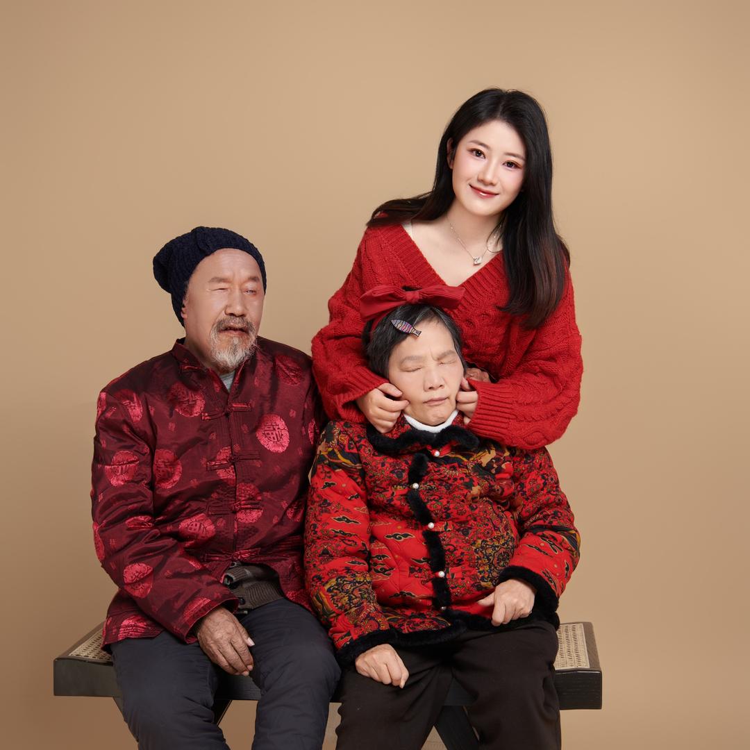 大力和超凡父母