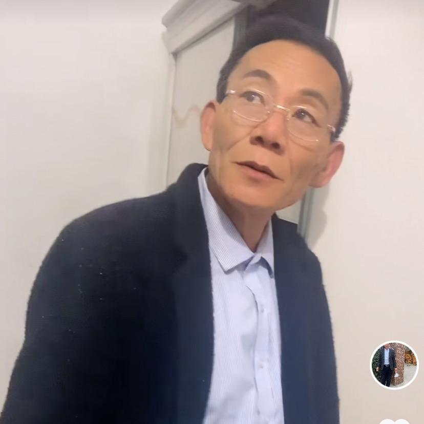 不会说话的老头