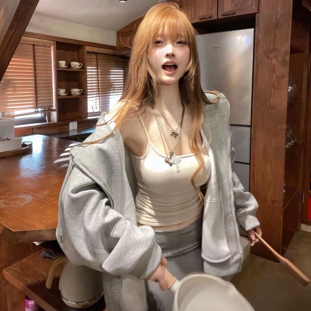 y7
