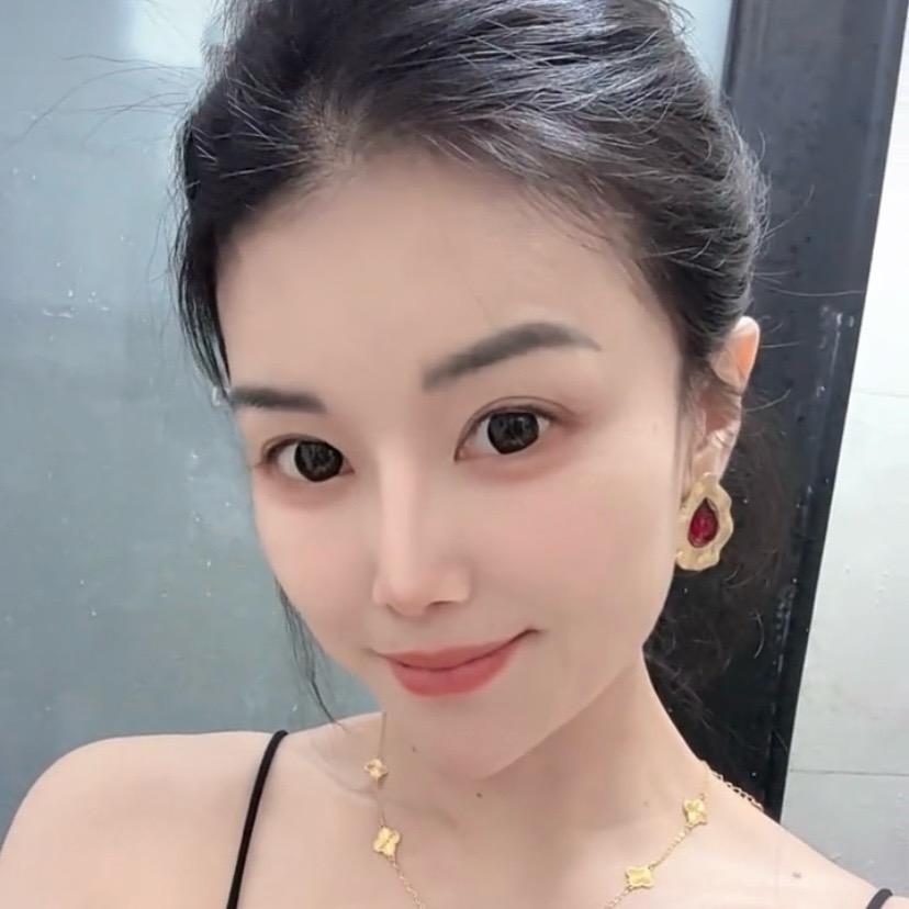 南士(拥榀）薇姐佬板娘