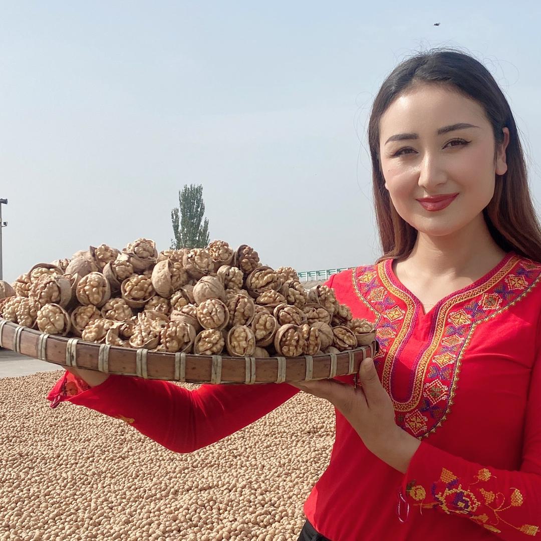 阿克苏丰硕干果店