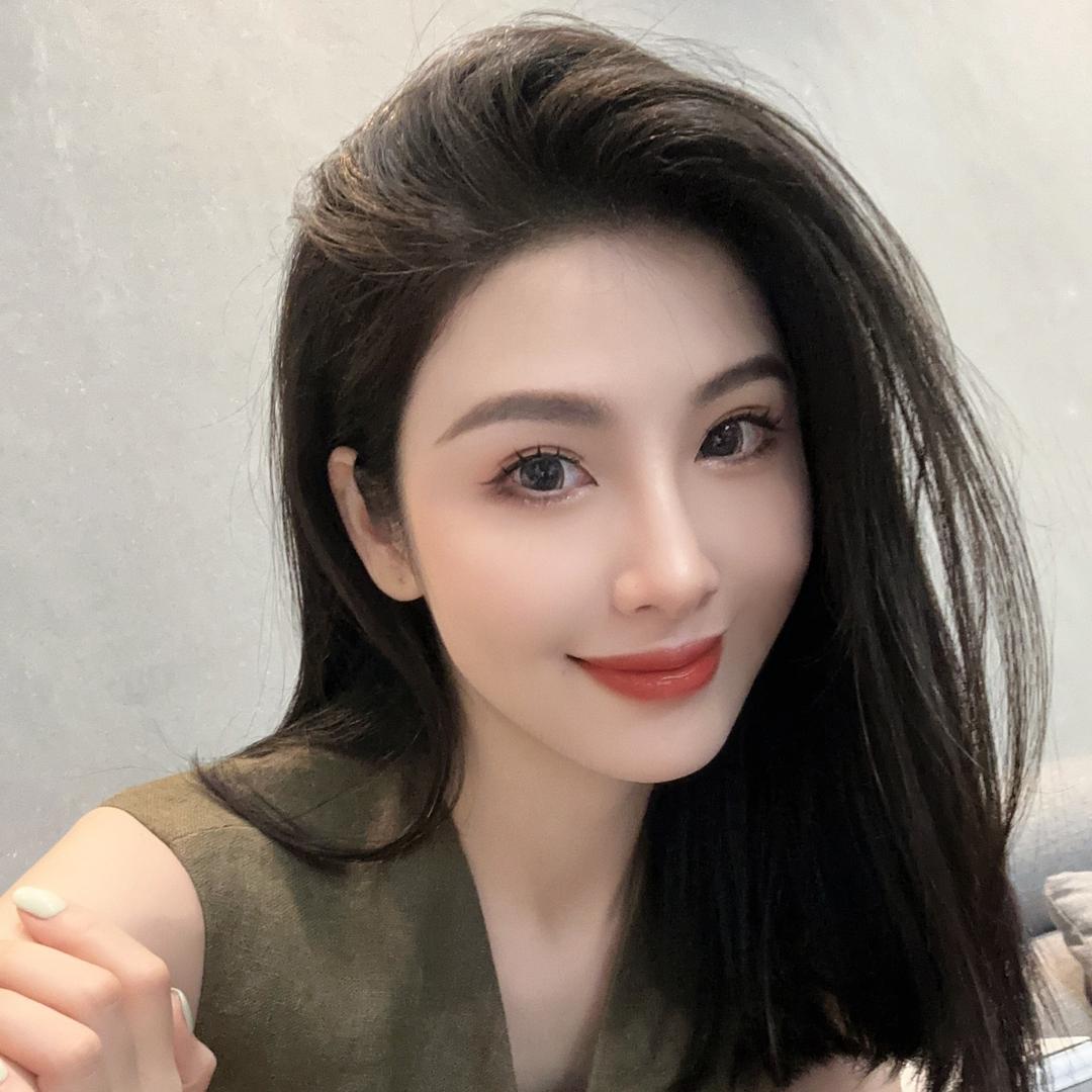 雅再再的传奇
