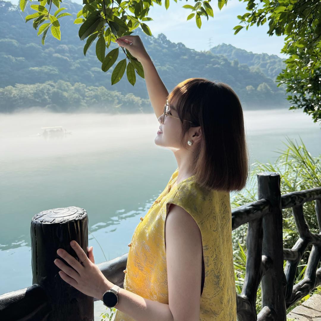 梁小姐