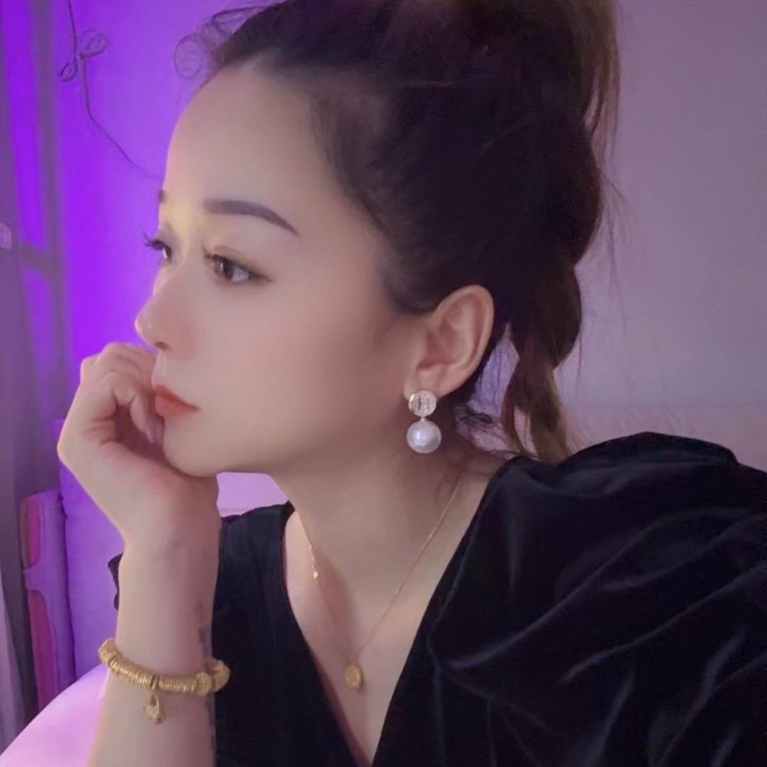 小梅🥰家有三千金