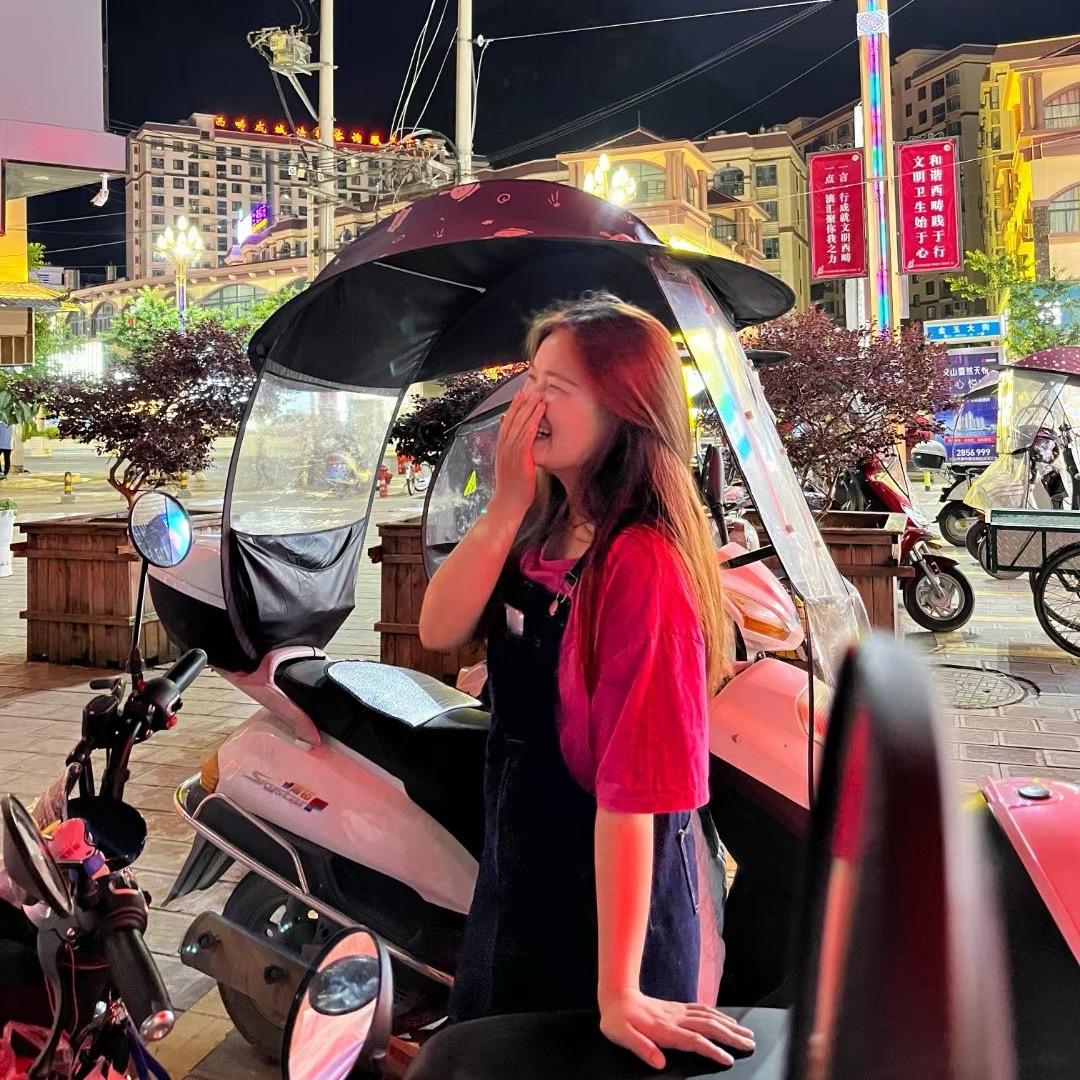 小艾思