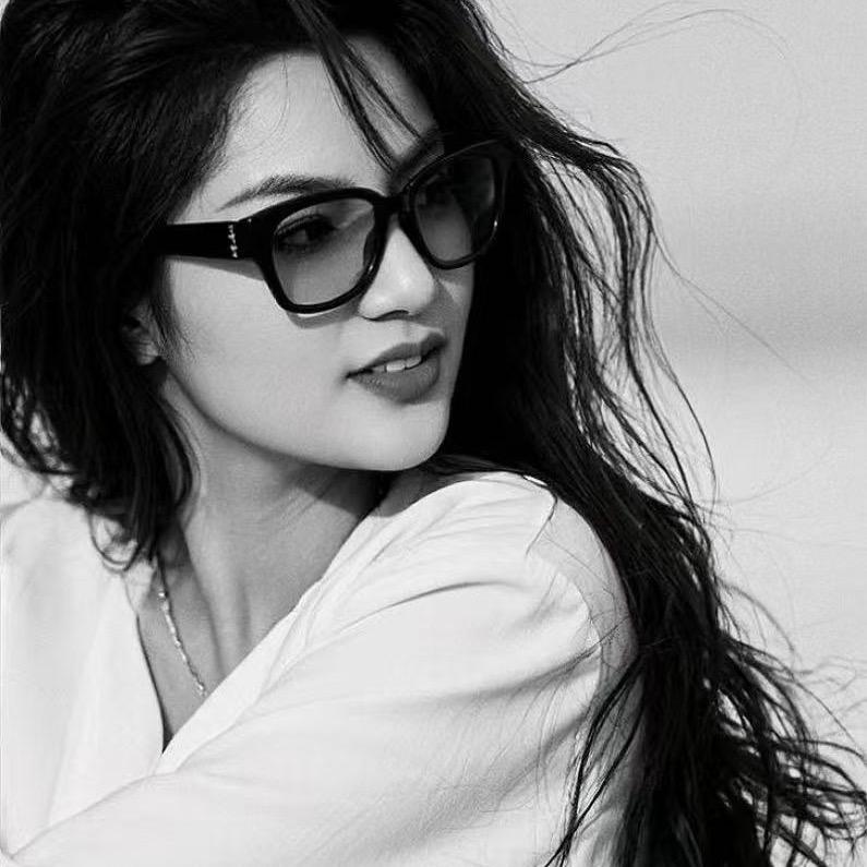 𝑯𝒂𝒏𝒌𝒊𝒛·