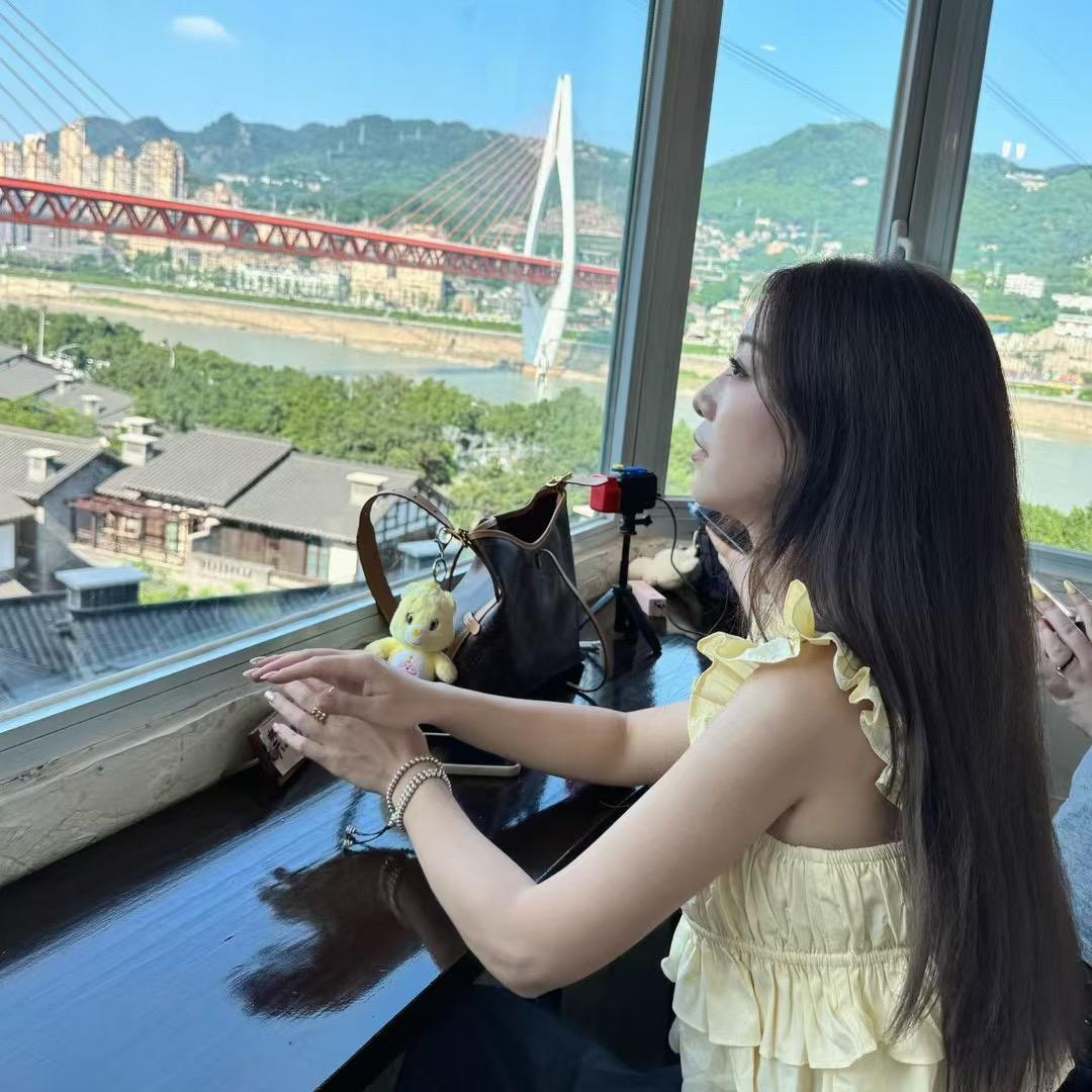 潘妮热带鱼🐠