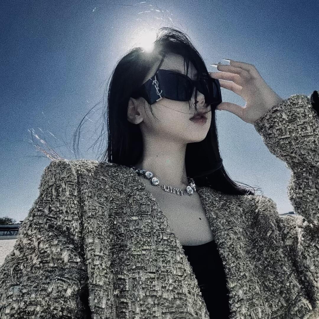 舒小奕