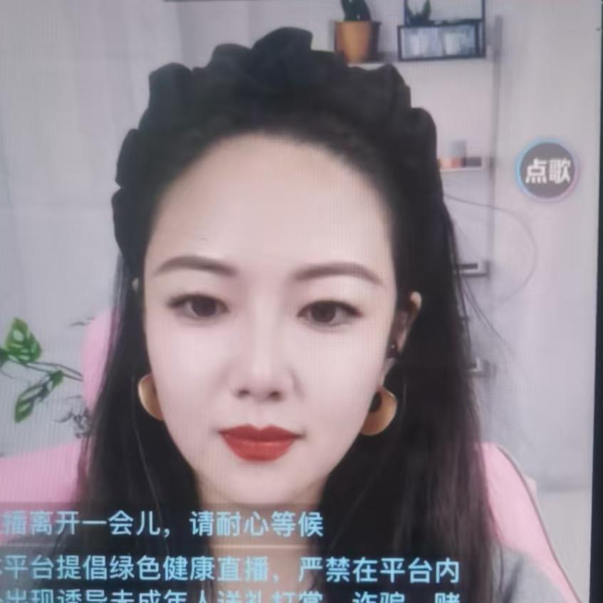 静静💕