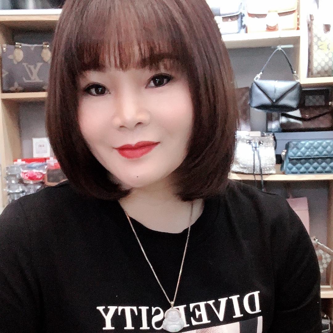 陈燕芳服装人