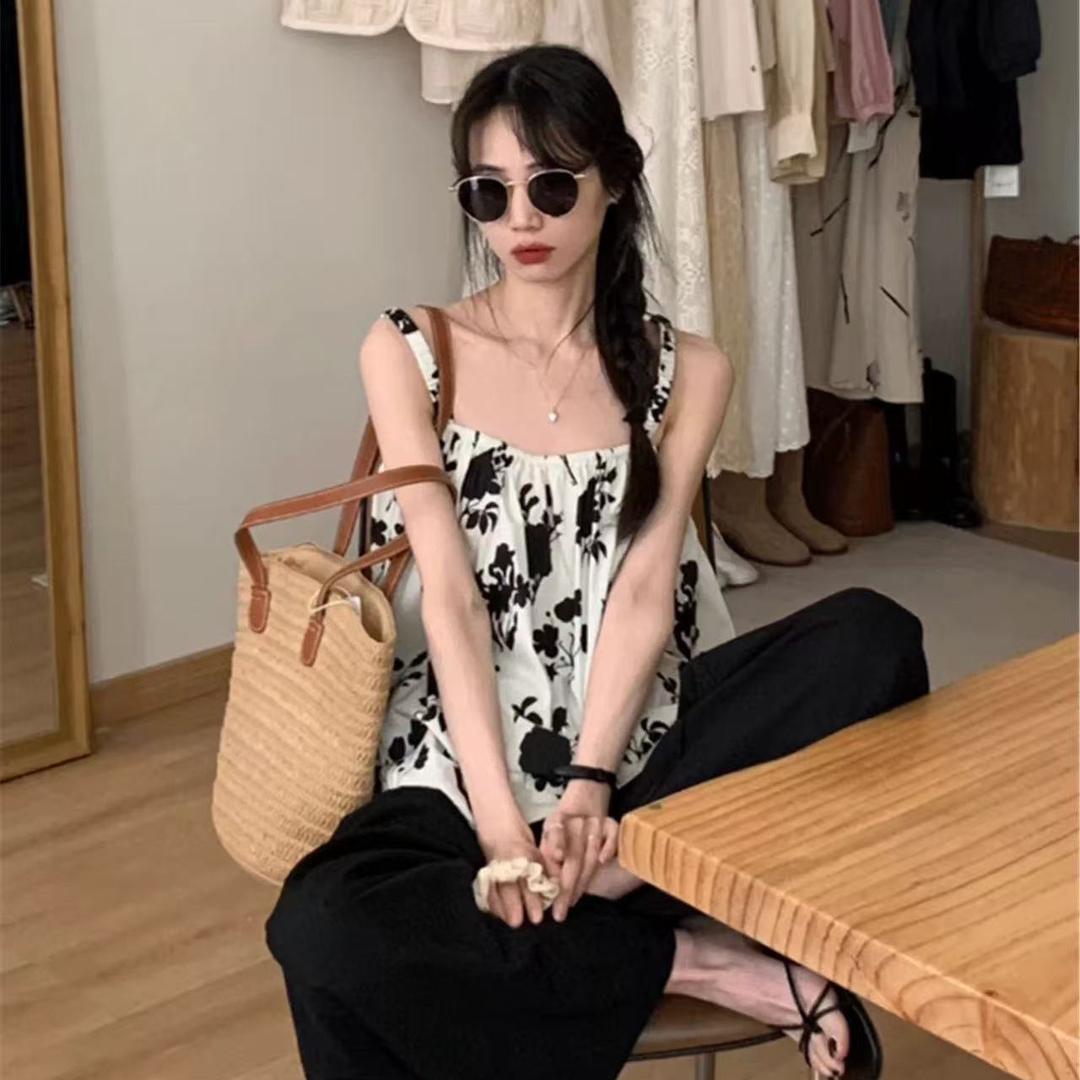 柒.