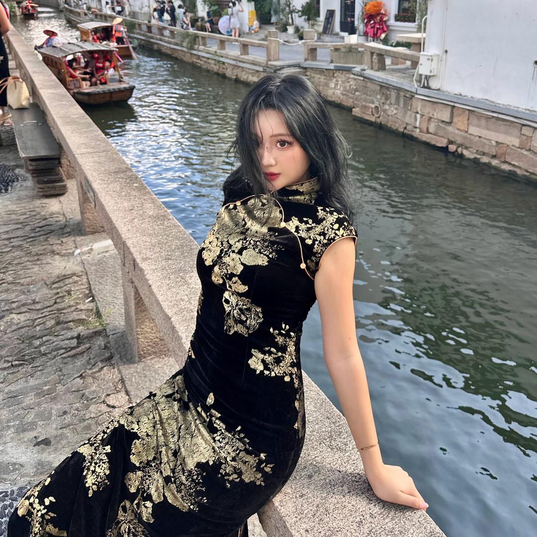 奔跑中的夏綠蒂