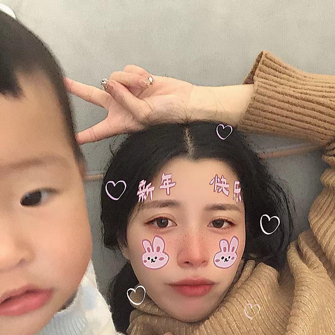 诗妹睡醒了🥳