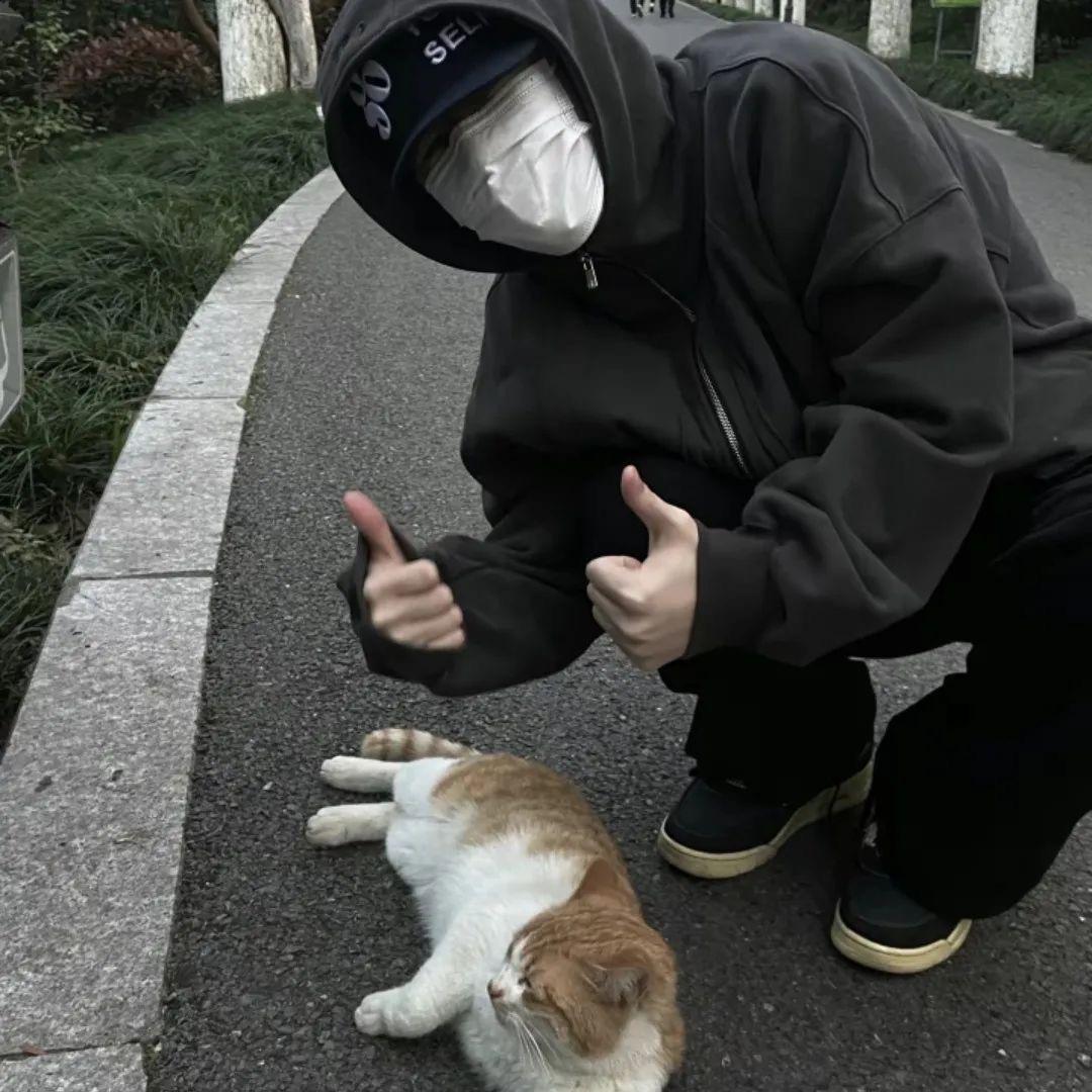 等你很久了
