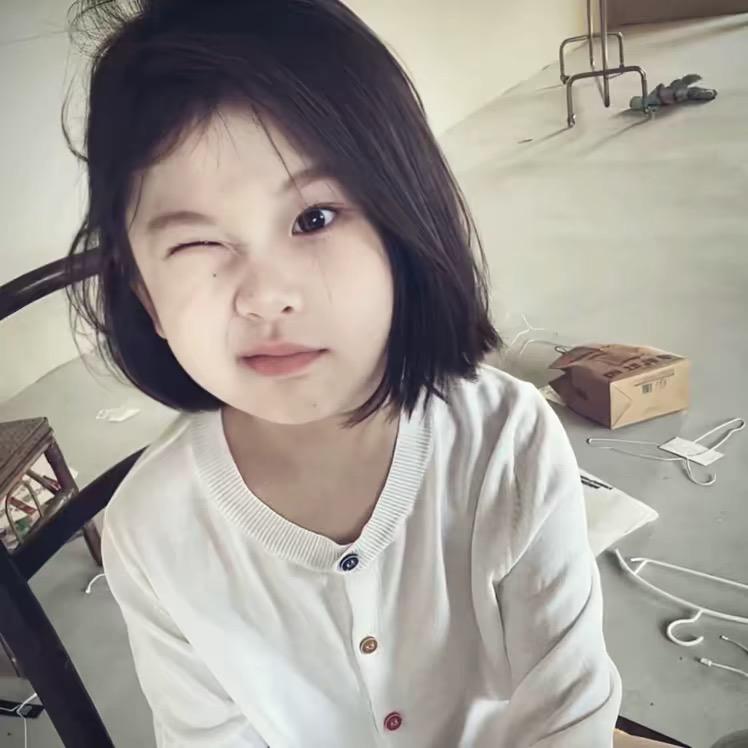 莹、
