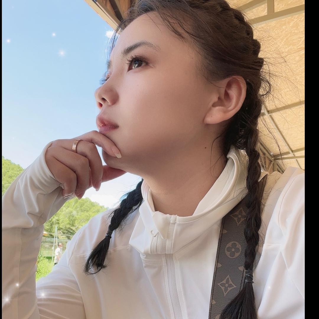 •张张
