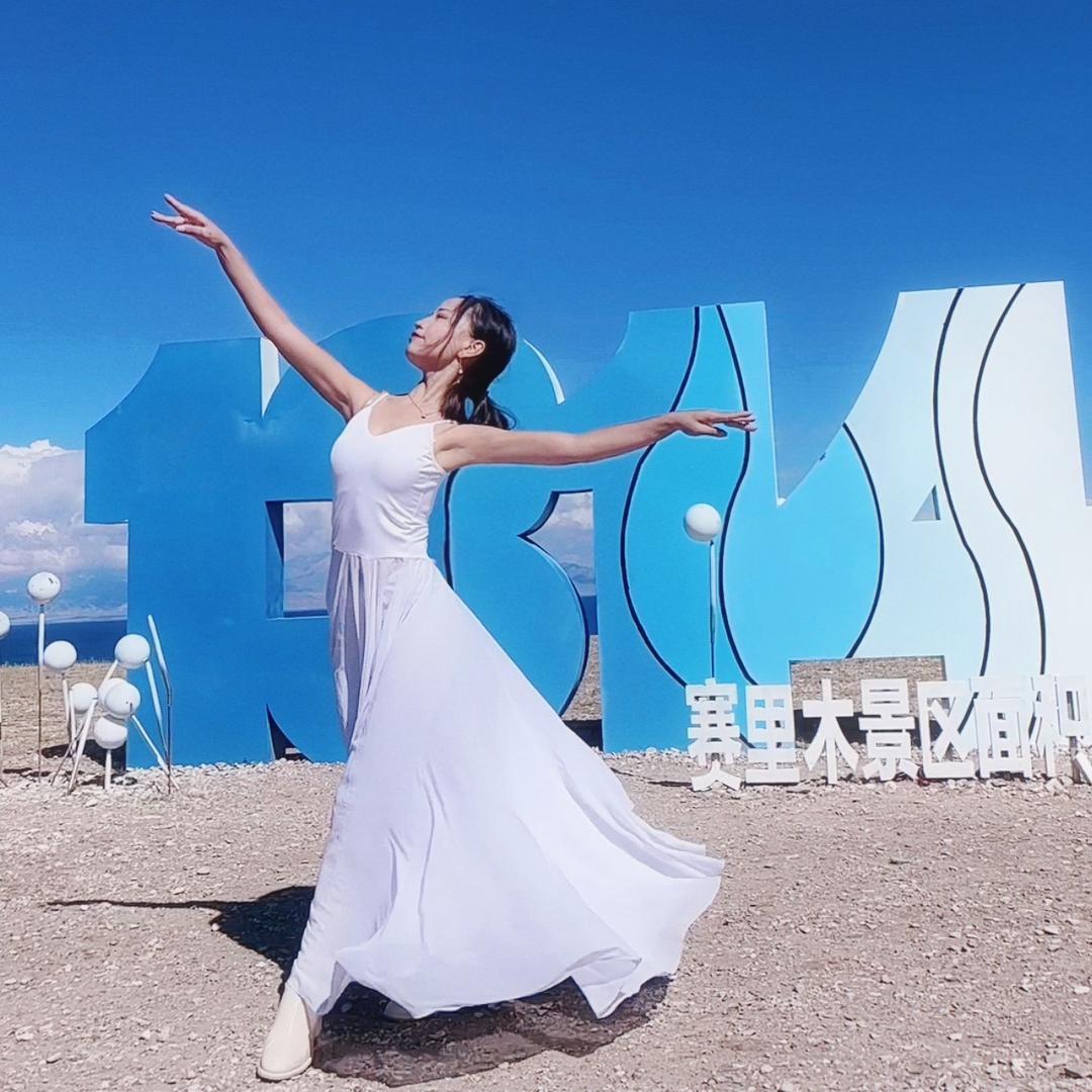 黑美人💃