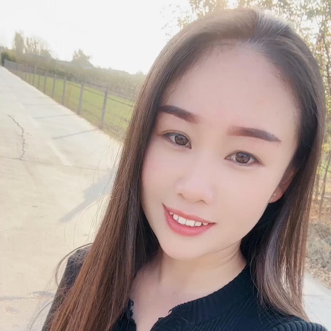莹 莹