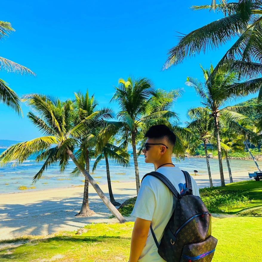 景明（三亚旅游分享）