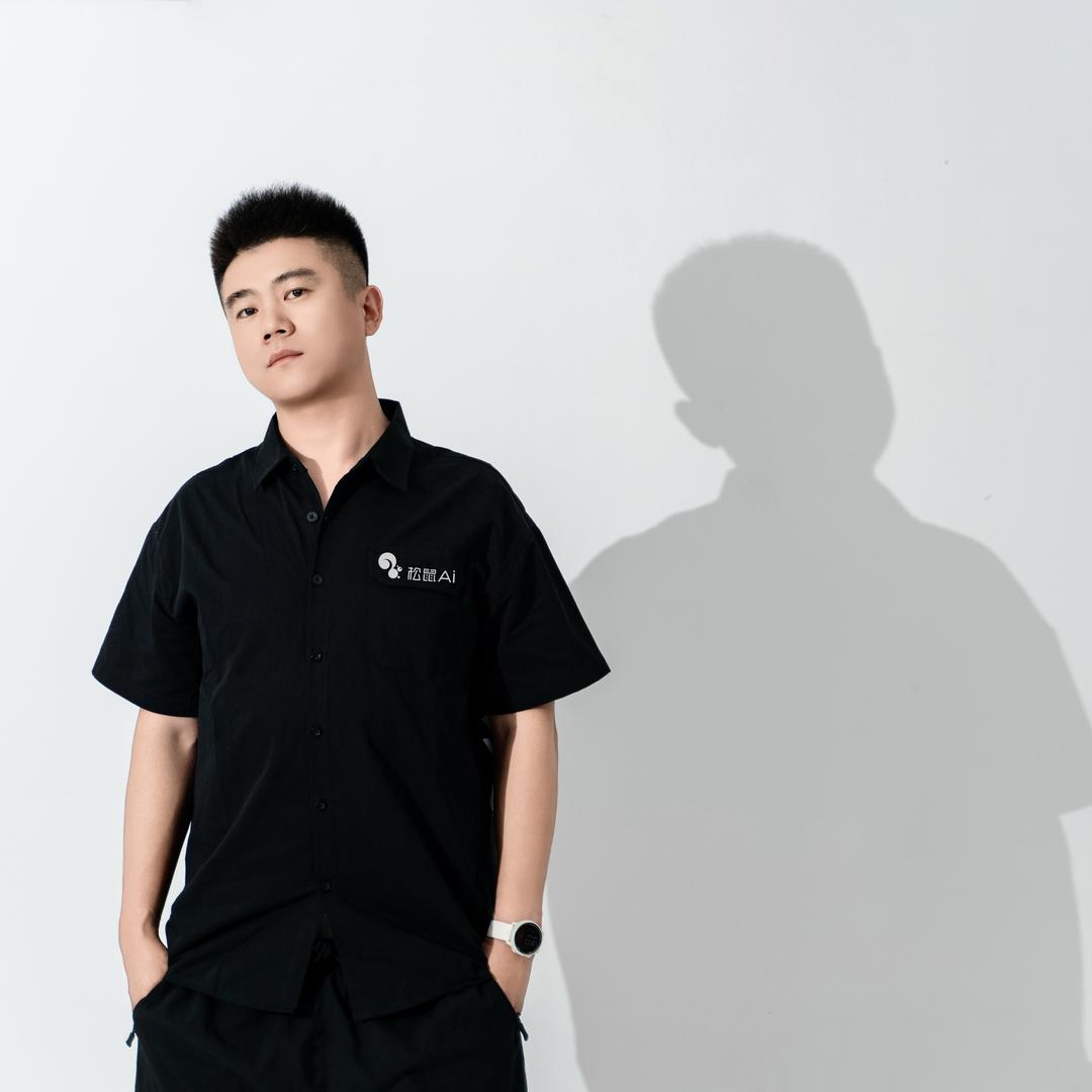 昌黎松鼠Ai人工智能李老师