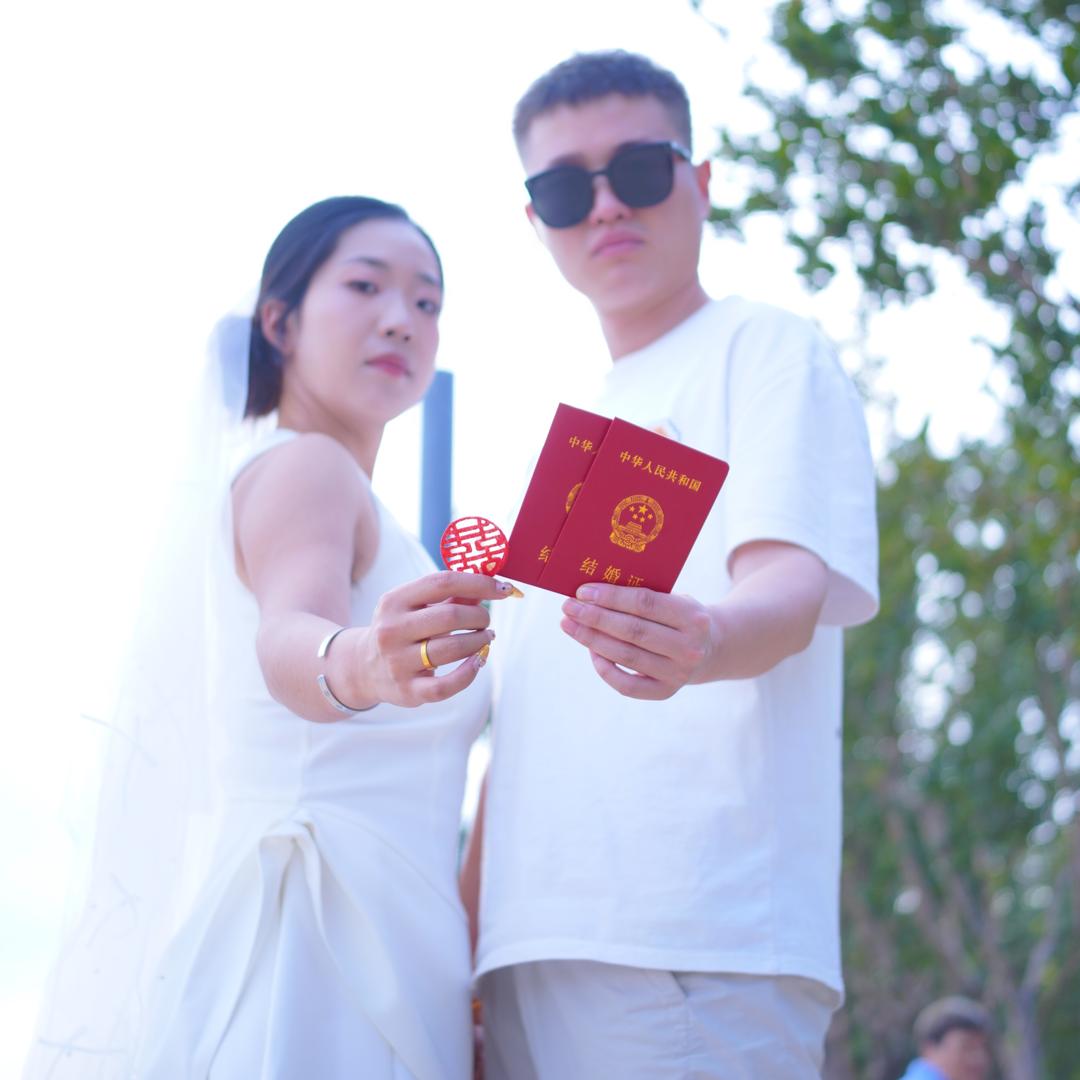 杨杨得亿！💵（接跟拍约拍）