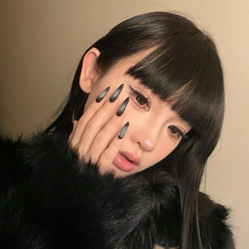 妮斯瑞👰🏻‍♀️