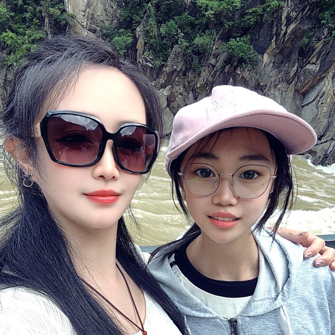 富婆的一天