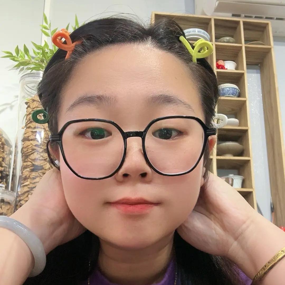 原来是阿婷呀