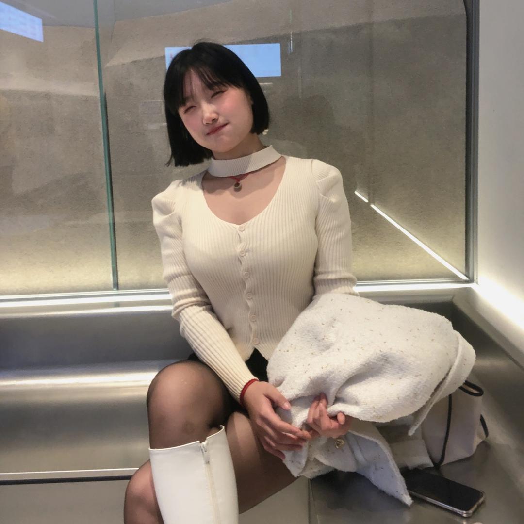 蜡笔小怡YI