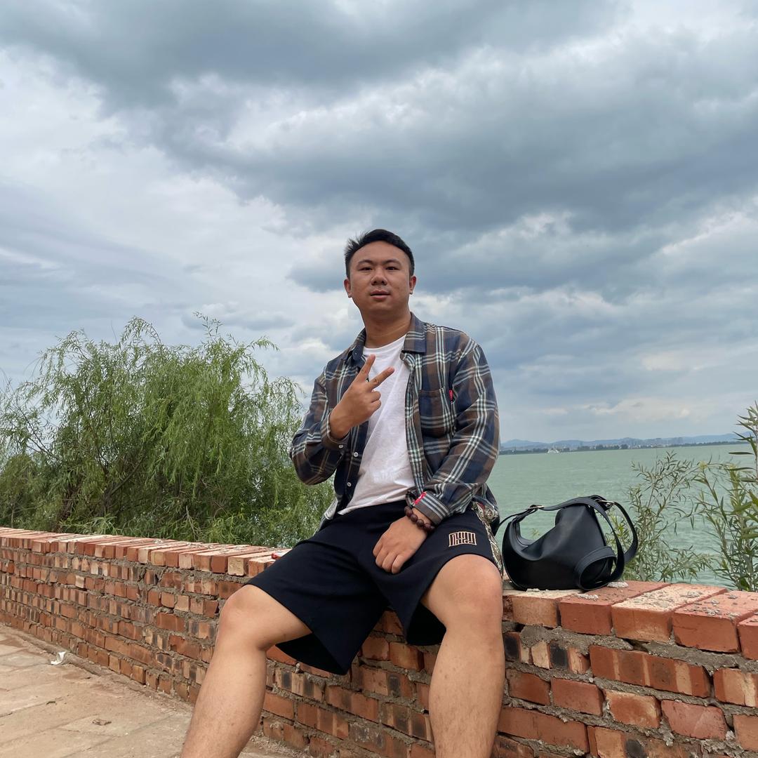 王小帅·装爱家