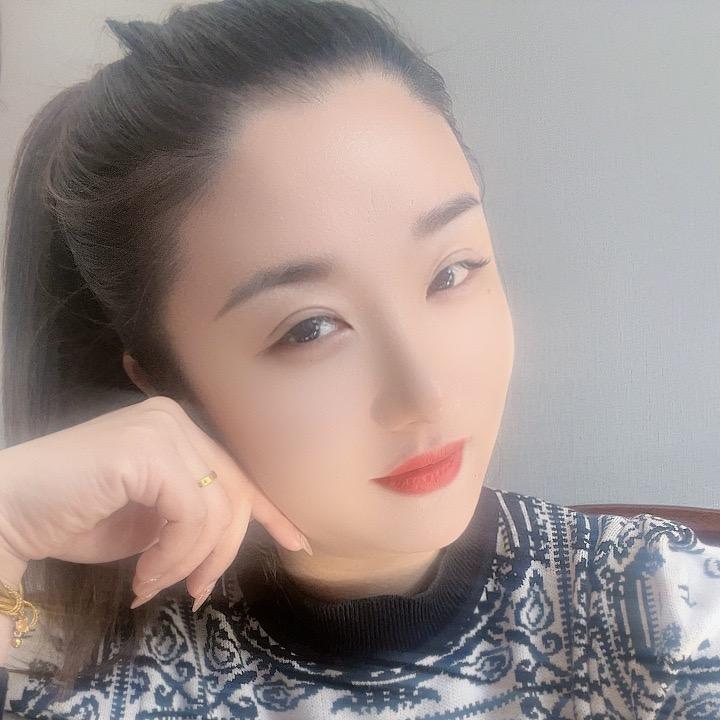 花田雨露（刘伊人）