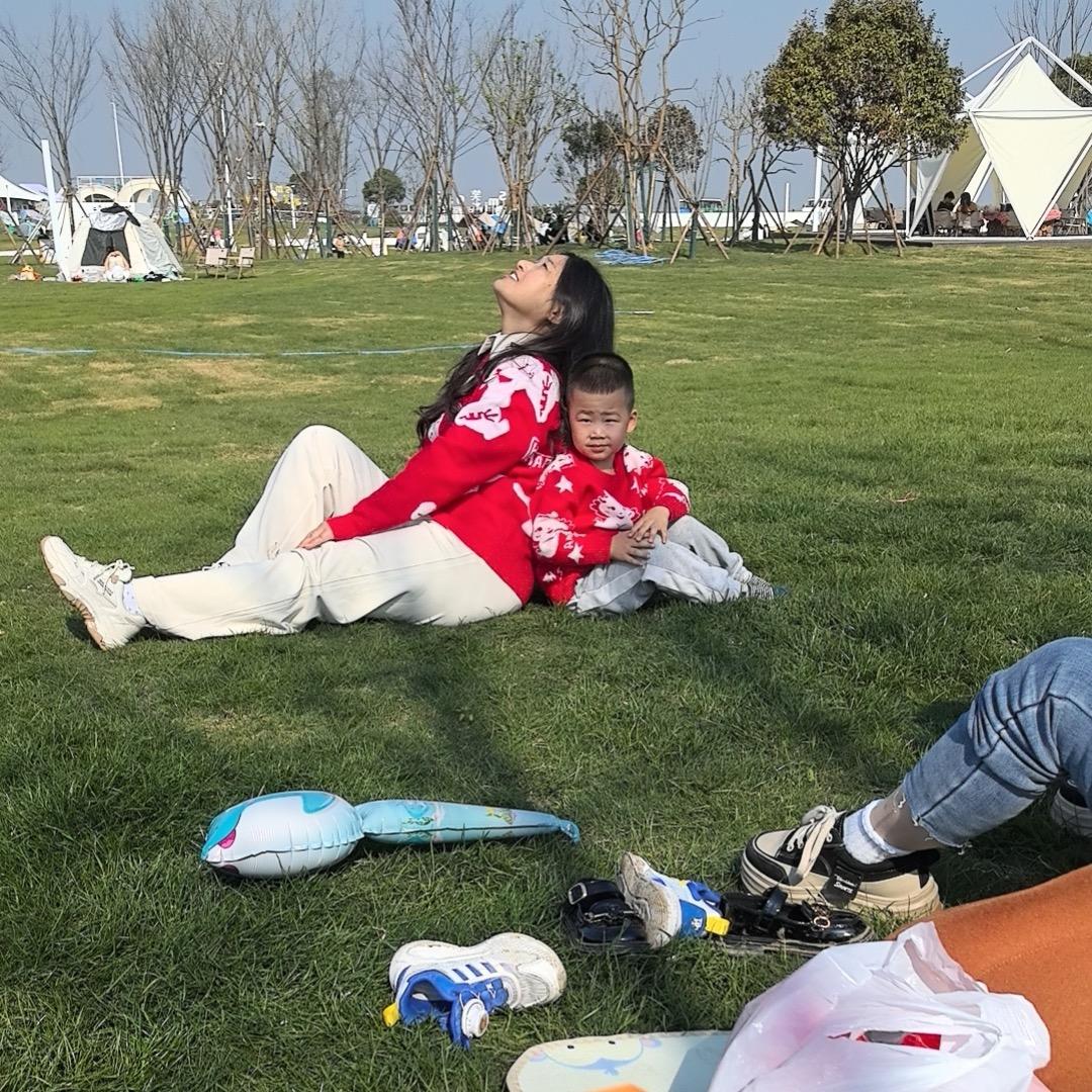 伏雯